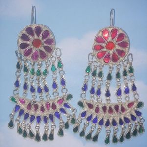 Fabulous Vintage Pair of Far East Earrings